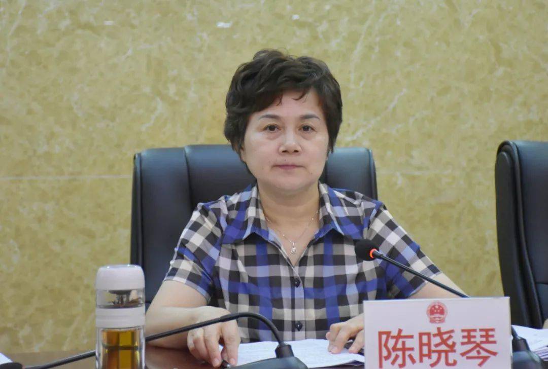 俞秋田,黄永诚,黄贤军,刘陆云,俞方荣等出席会议,县委常委,常务副县长