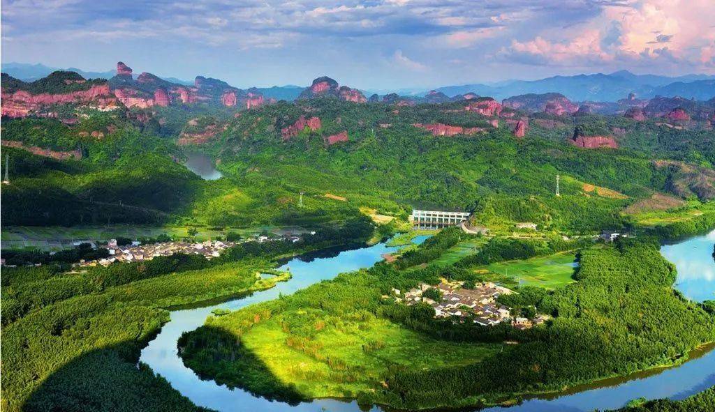 中秋国庆丨韶关3天锦江徒步丹霞山南华寺广东大峡谷精品纯玩三日游