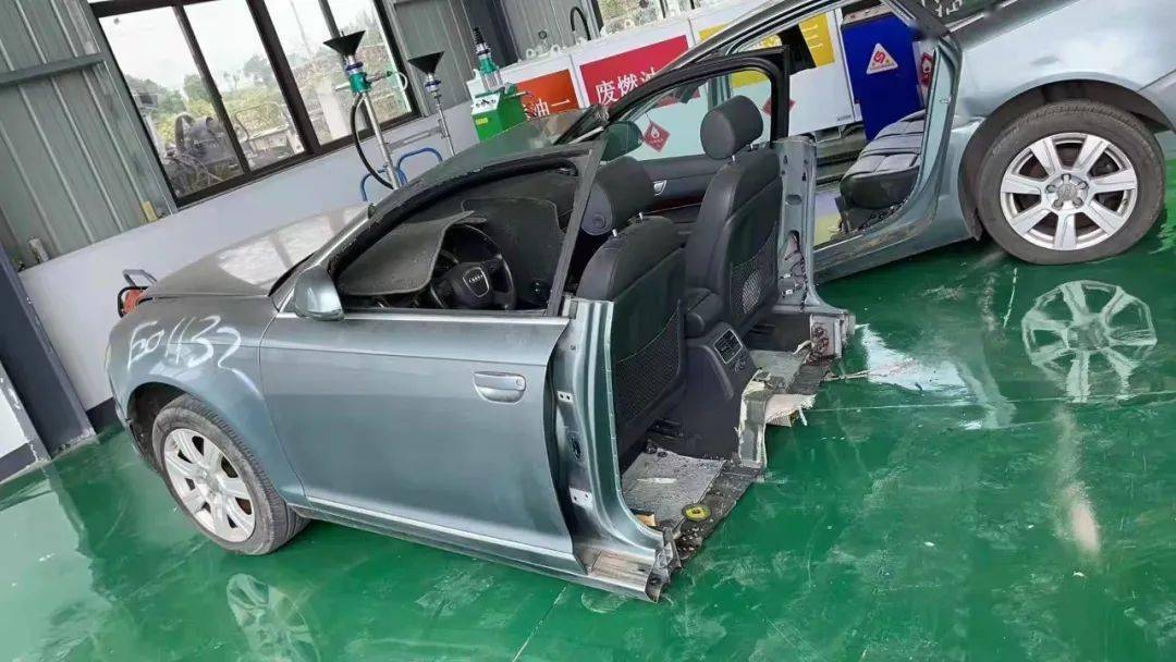 奥迪a6l拆车件