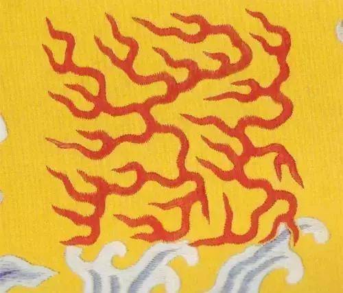 龙袍上除了龙,还有什么?