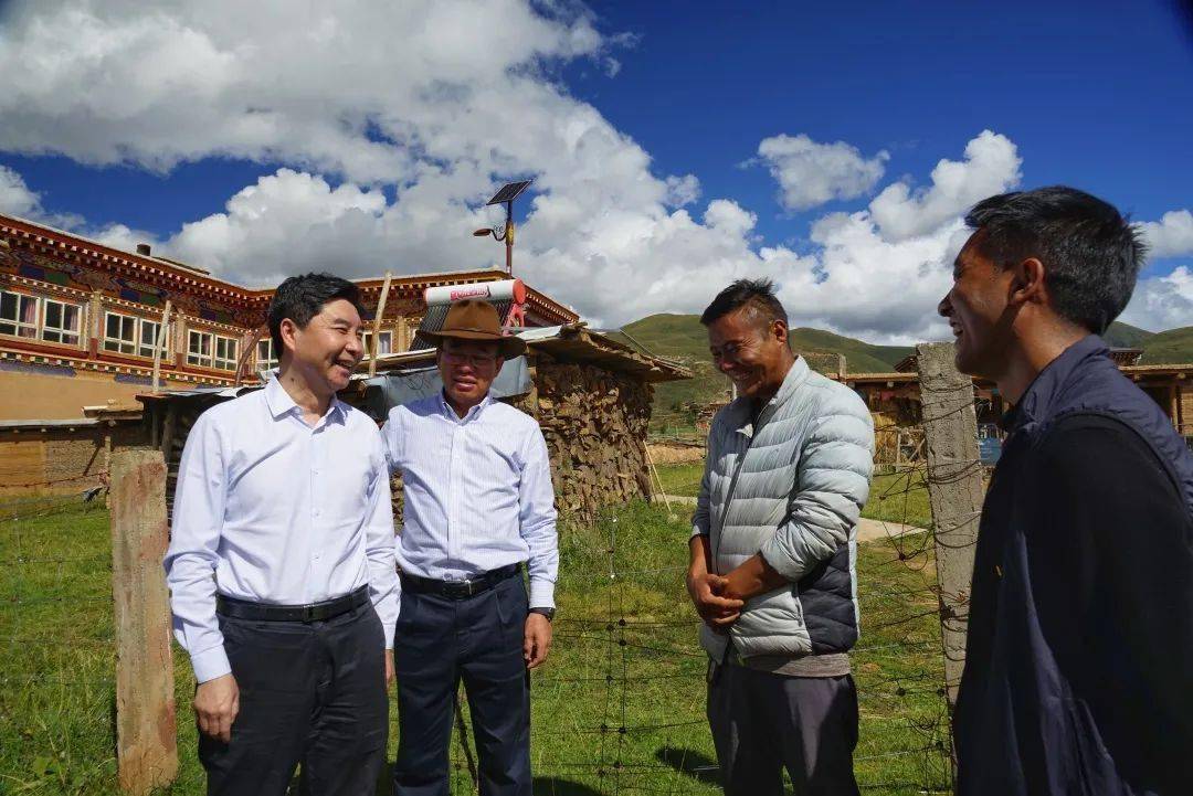 办实事解难题聚力乡村振兴刘志诚带队赴白玉县开展定点帮扶工作