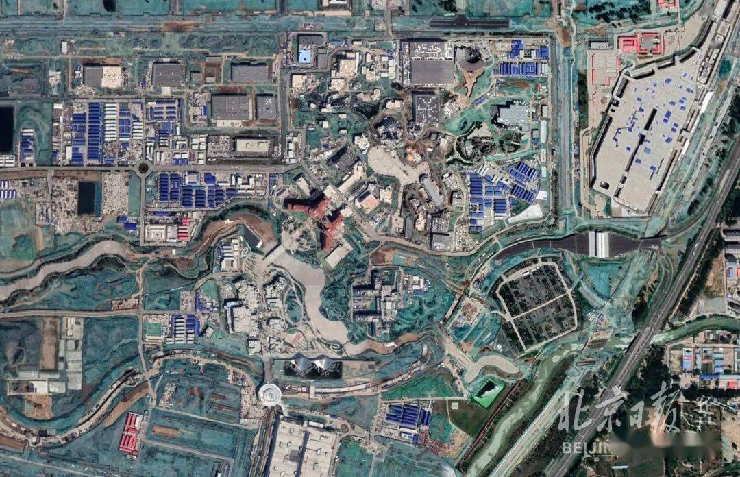 60万米高空看北京环球度假区6年蝶变_影城