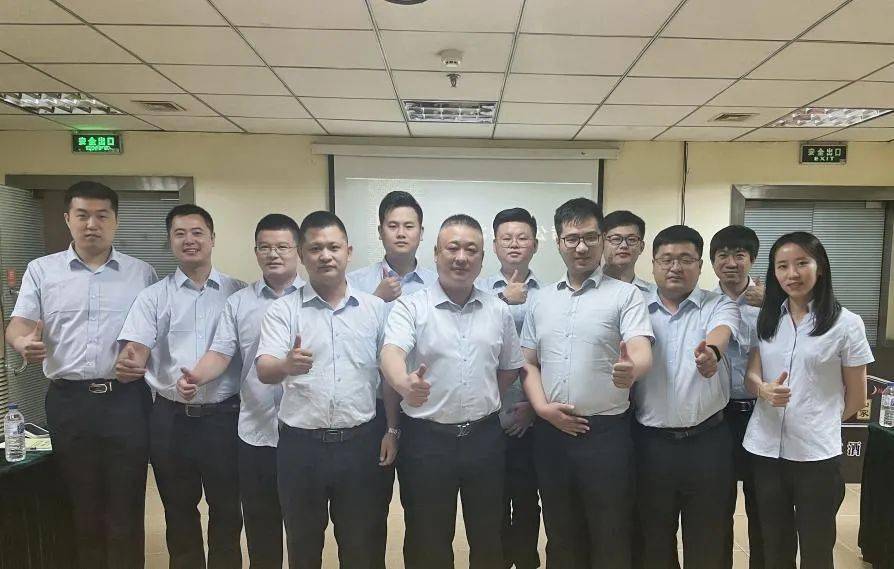 【东北销售公司团队展示】当然前端的销售离不开后端的生产，一个优秀的