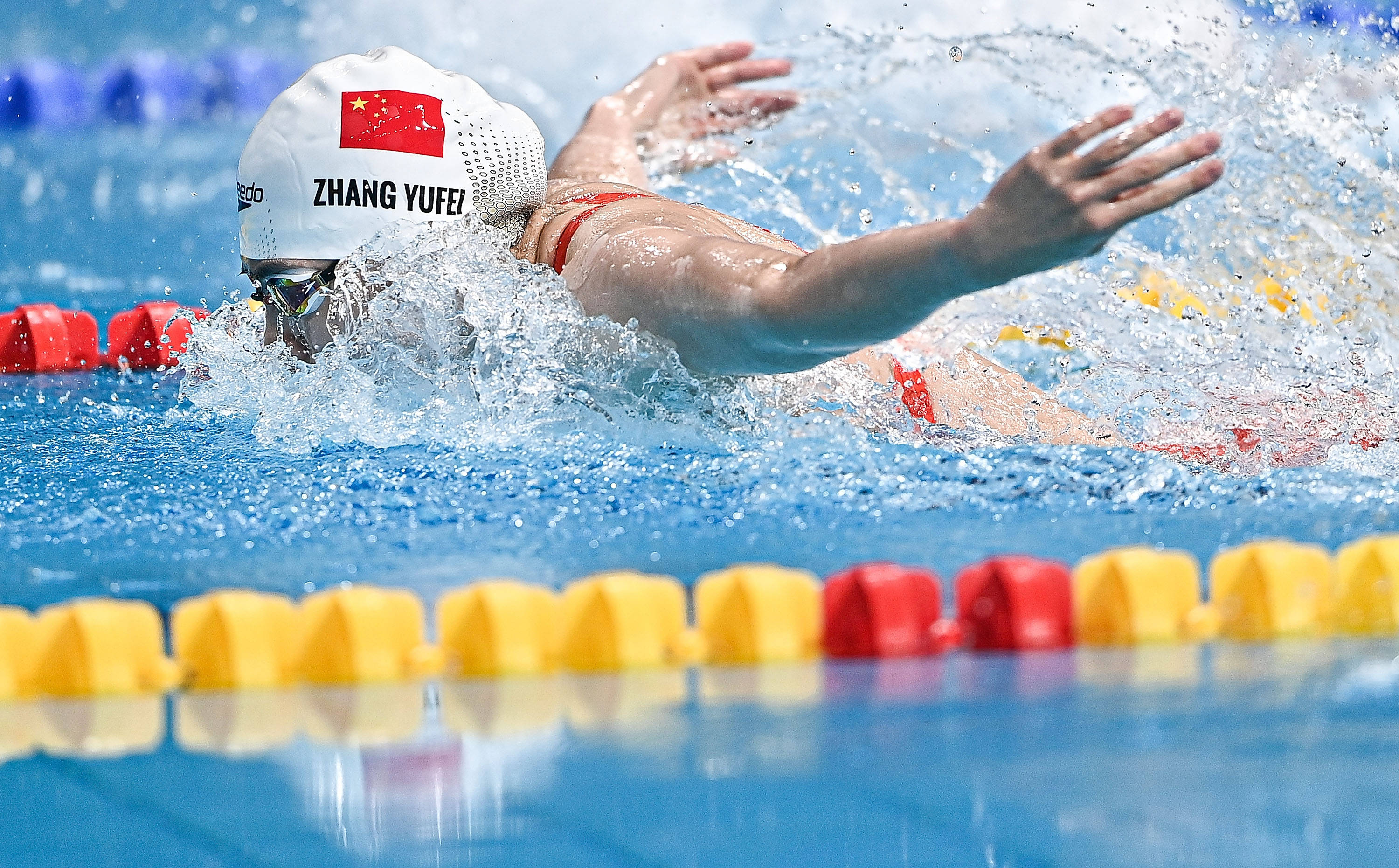 游泳——女子100米蝶泳:张雨霏夺冠_江苏队