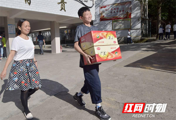 杨萍|绥宁县：疫情不放假 温情在学校