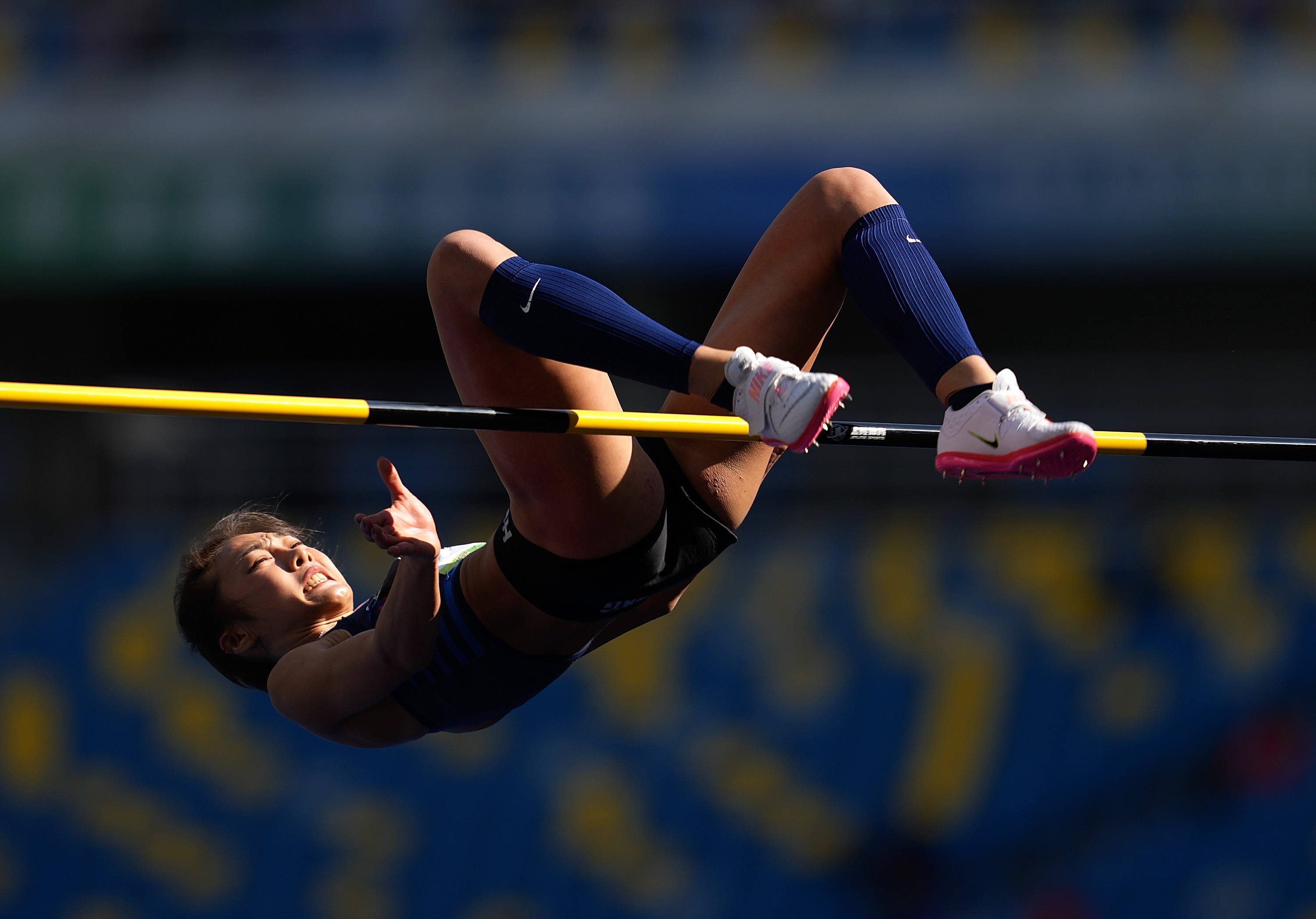 女子跳高运动员图片图片