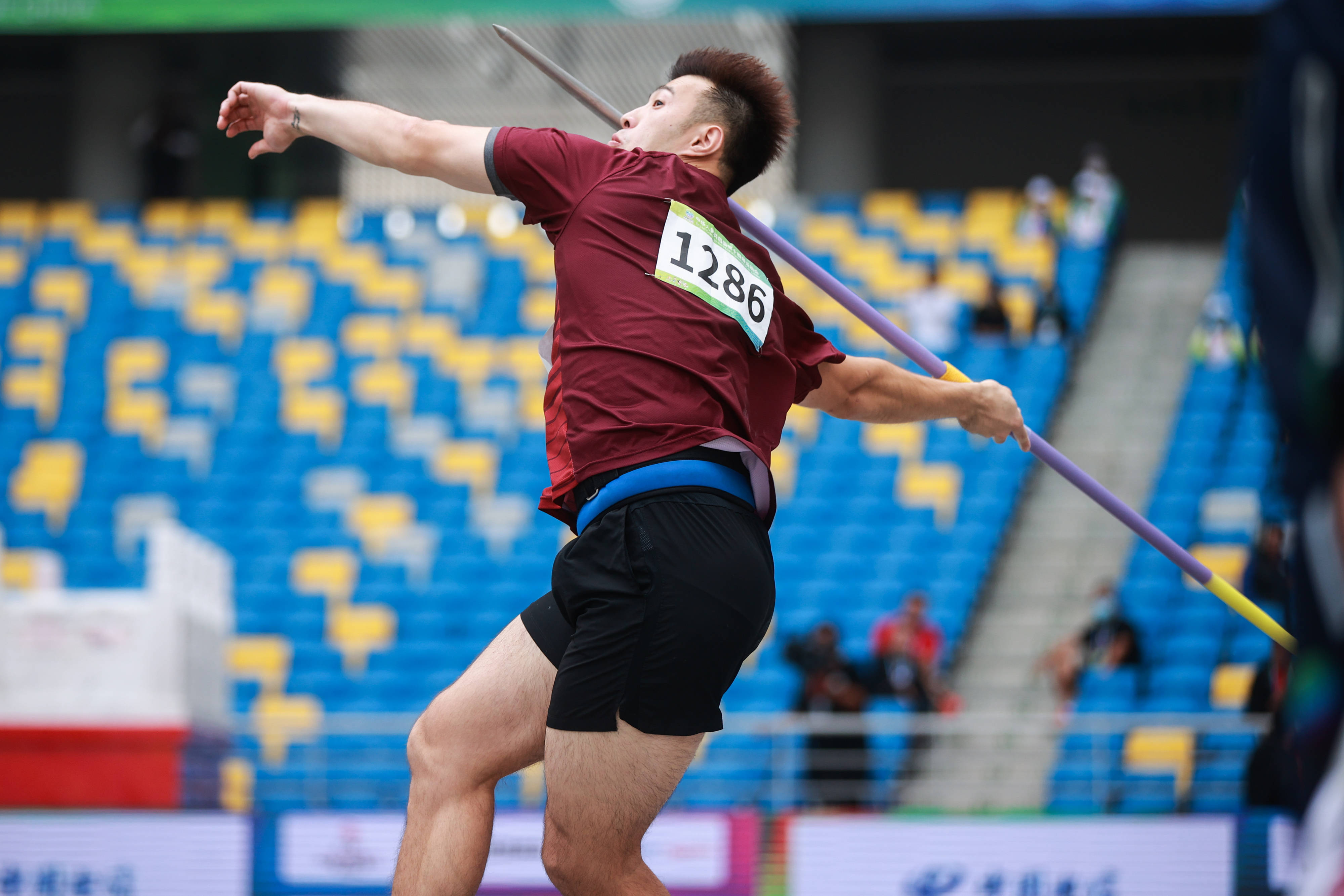 上海选手徐家杰全运摘金中国男子标枪期待大赛新突破