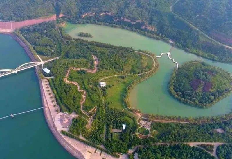 小浪底水利枢纽配套工程——西霞院反调节水库从2004年10月开工建设后