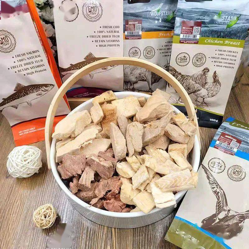 布兜|这才是狗狗零食的正确打开方式……