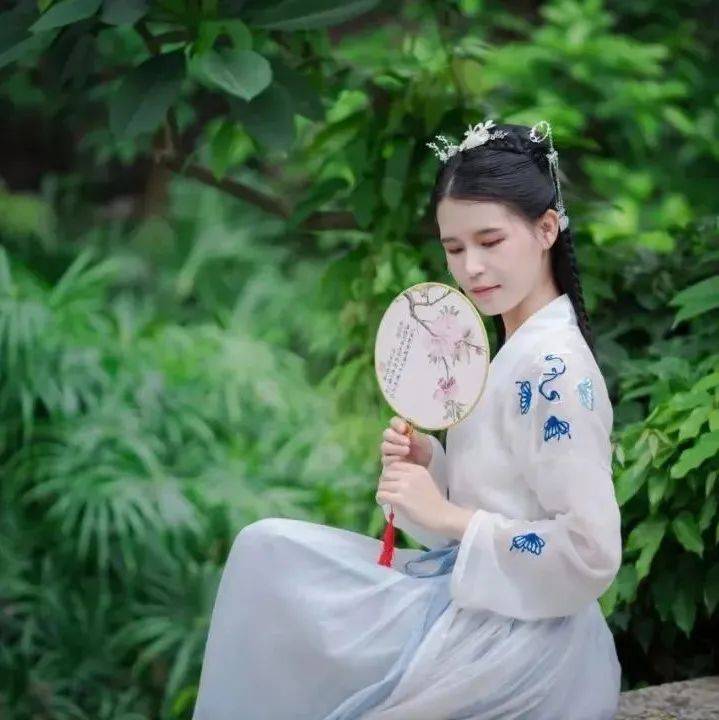 民间俗语：“酒不顾人，色不顾身，财不顾亲”，究竟是啥道理？_亲人