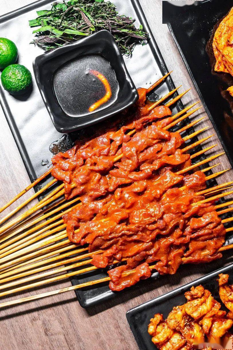 南宁最地道的柳州生牛小光头烧烤骨折折扣开抢还有霸王餐