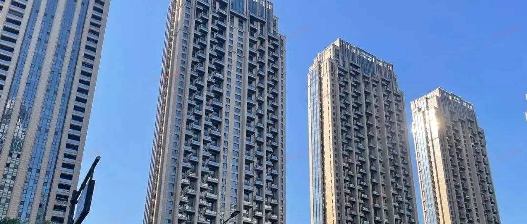 负债亿元，7套房产抵押，上市公司老总名下千万豪宅被法拍！有人追价10次！_借贷