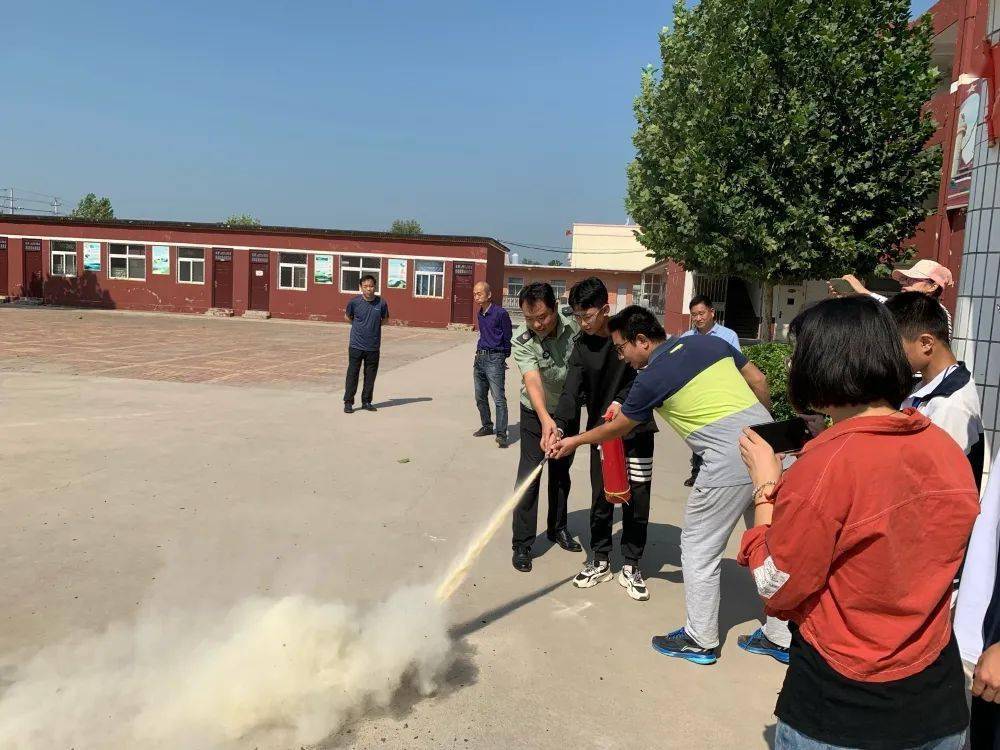 关注消防 珍爱生命——定水镇中学开展消防安全演练_阳谷县
