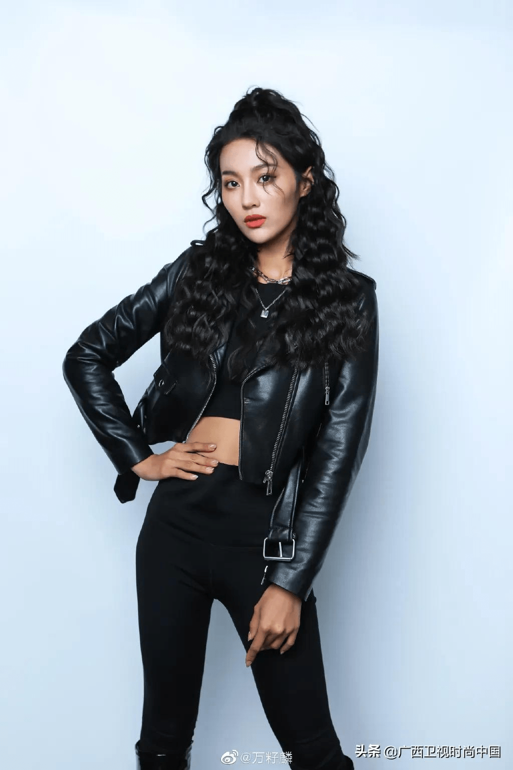 爽朗女孩的穿搭就是这么有魅力