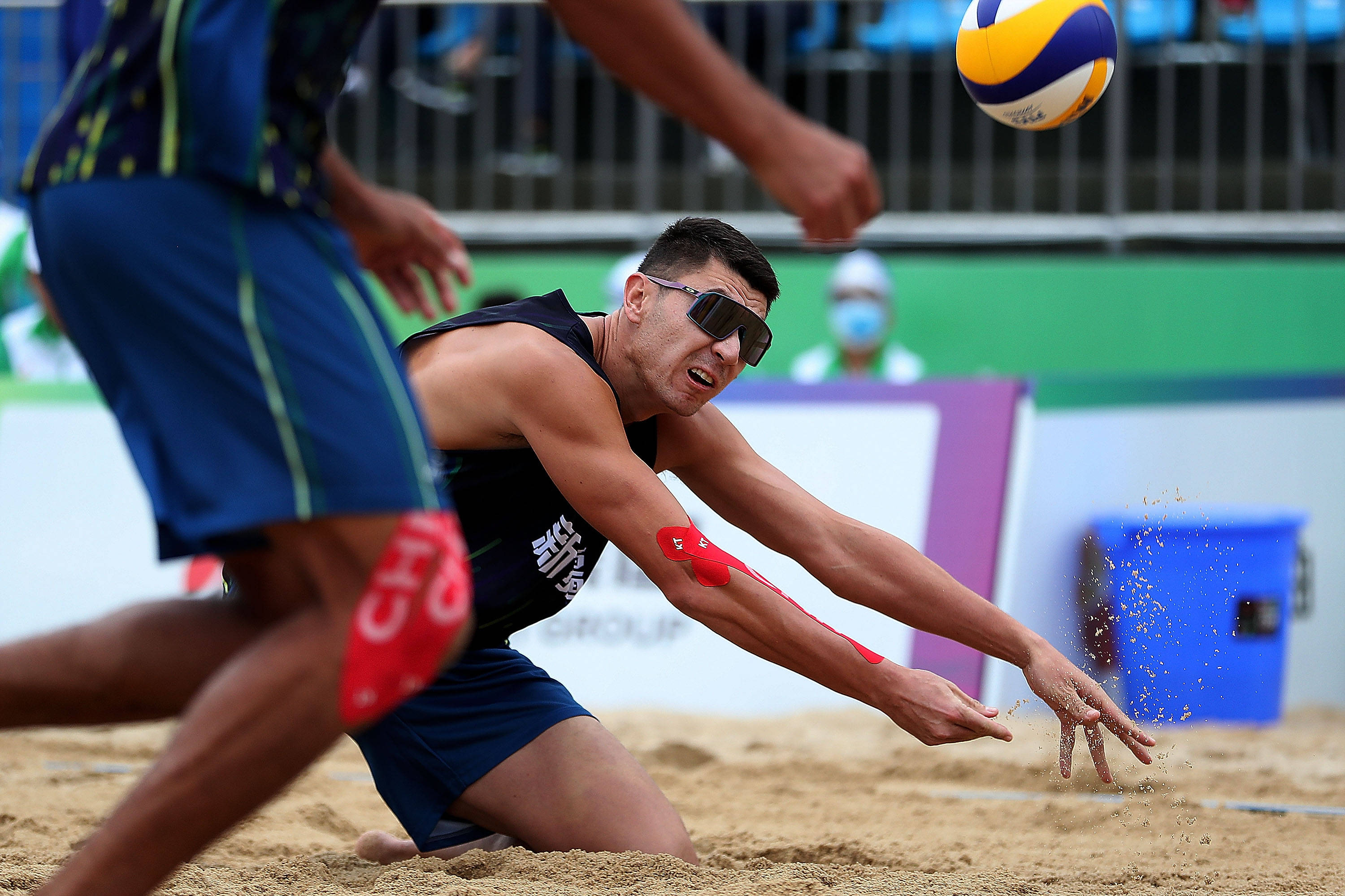 沙滩排球——男子成年组:辽宁一队夺冠