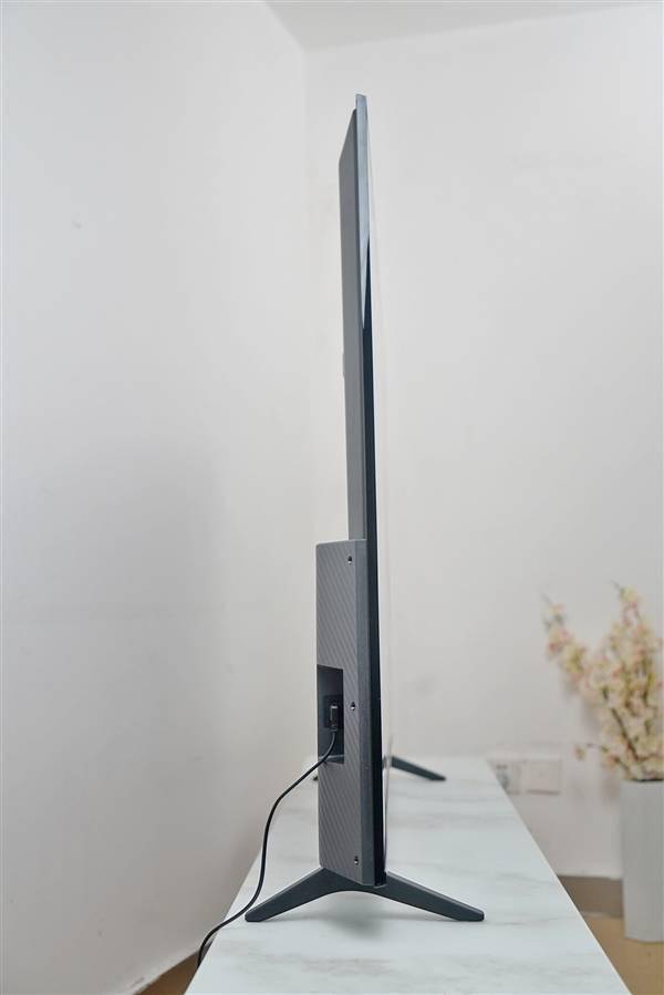 内容方面,荣耀智慧屏x2聚合华为视频,极光,酷喵,芒果等主流视频平台