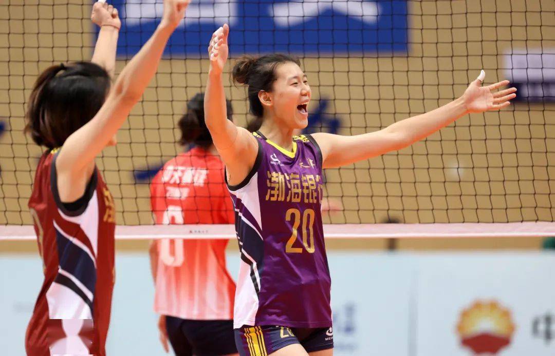 防守|天津女排夺冠！第四次登顶全运！