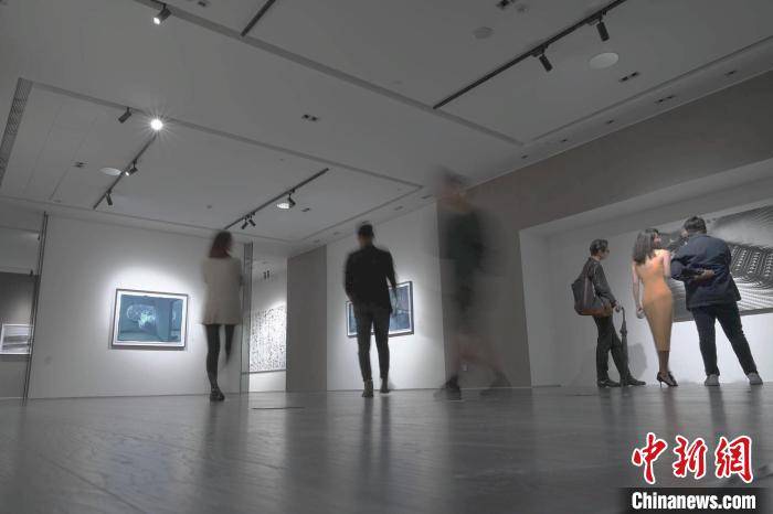 金宝汇“无限新生”亮相金宝街 城中老街现文艺范儿