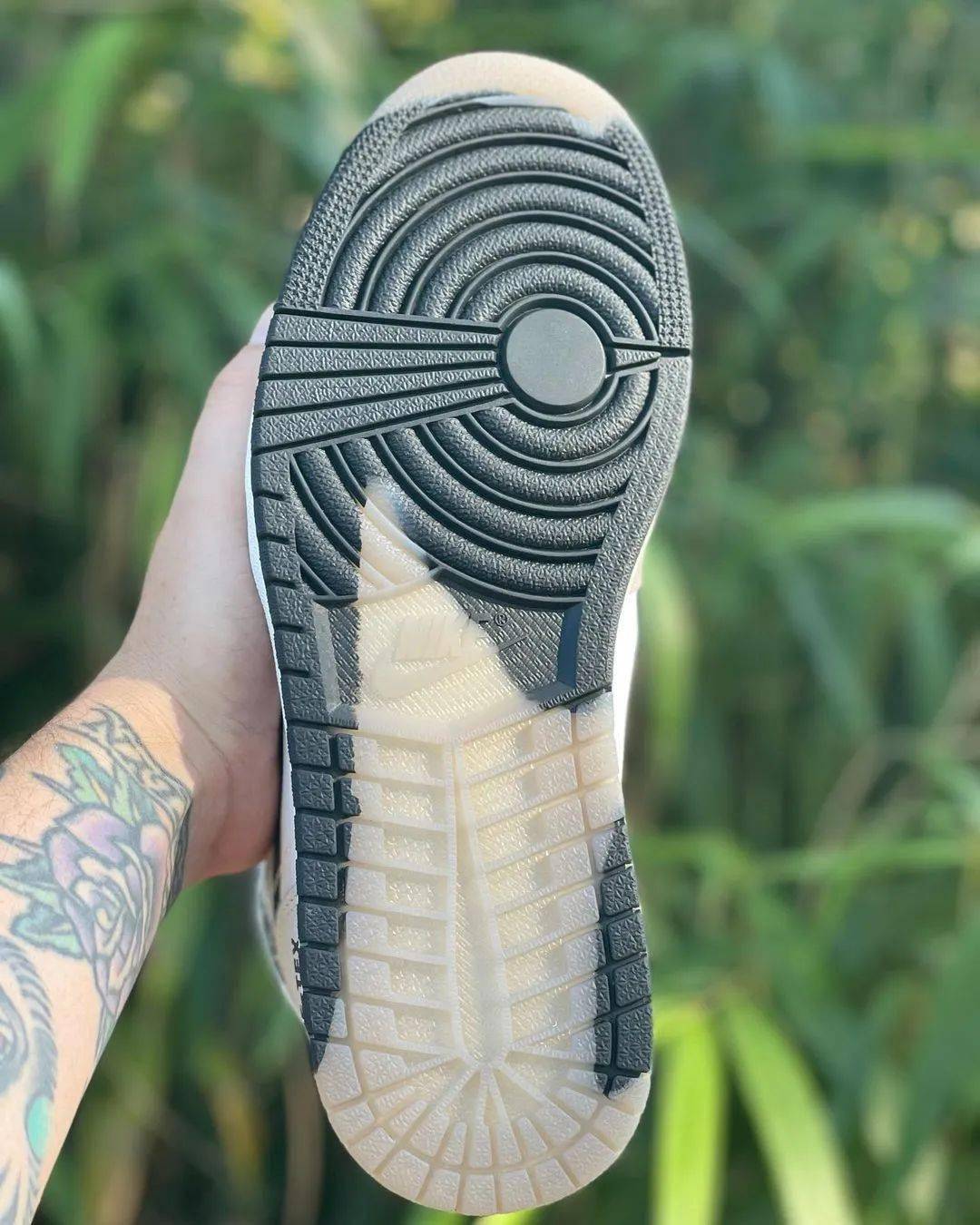 Gore-Tex 高颜值 + 高科技！AJ1 新版本实物曝光！