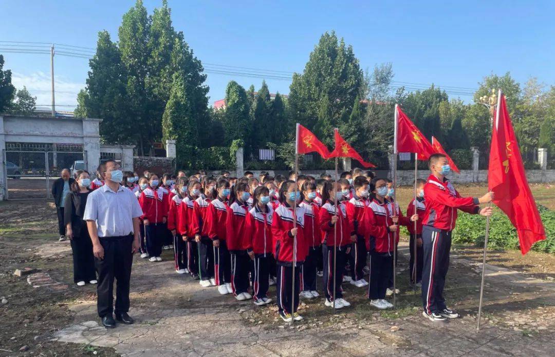 大名镇工农兵小学"缅怀革命先烈,弘扬烈士精神"