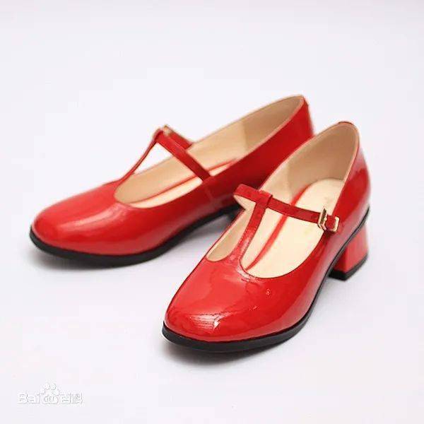 系列 流行是个圈!韩国秋季热门单品:为何有点眼熟?