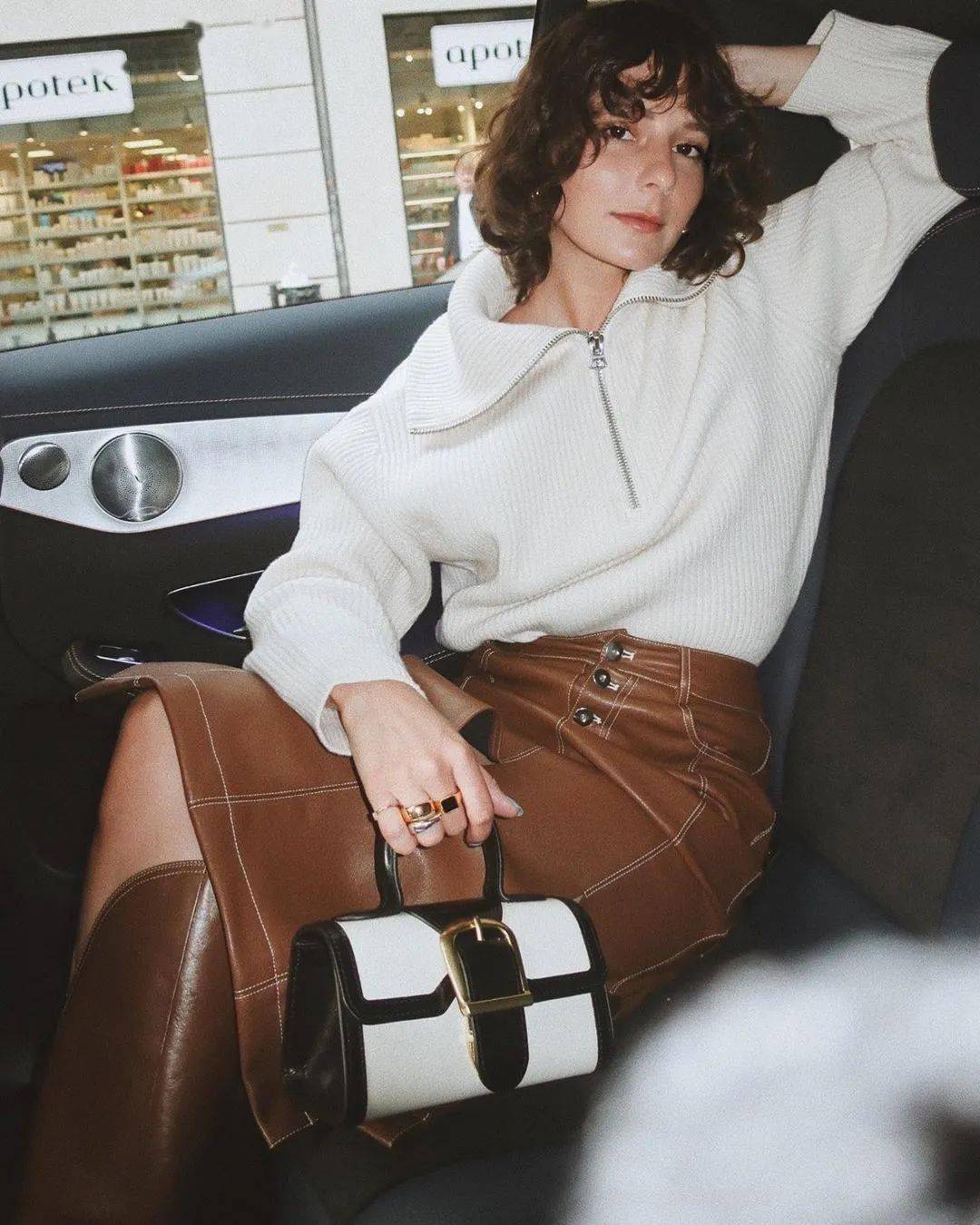 -End- 毛衣+裙子，最气质打开方式，时髦炸了！