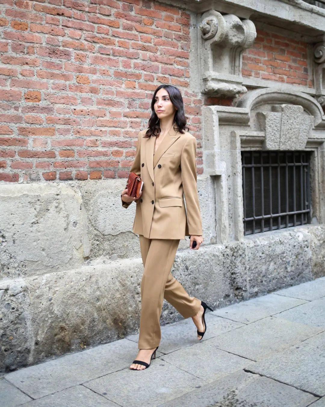 颜色 显白又高级？只服奶茶色！