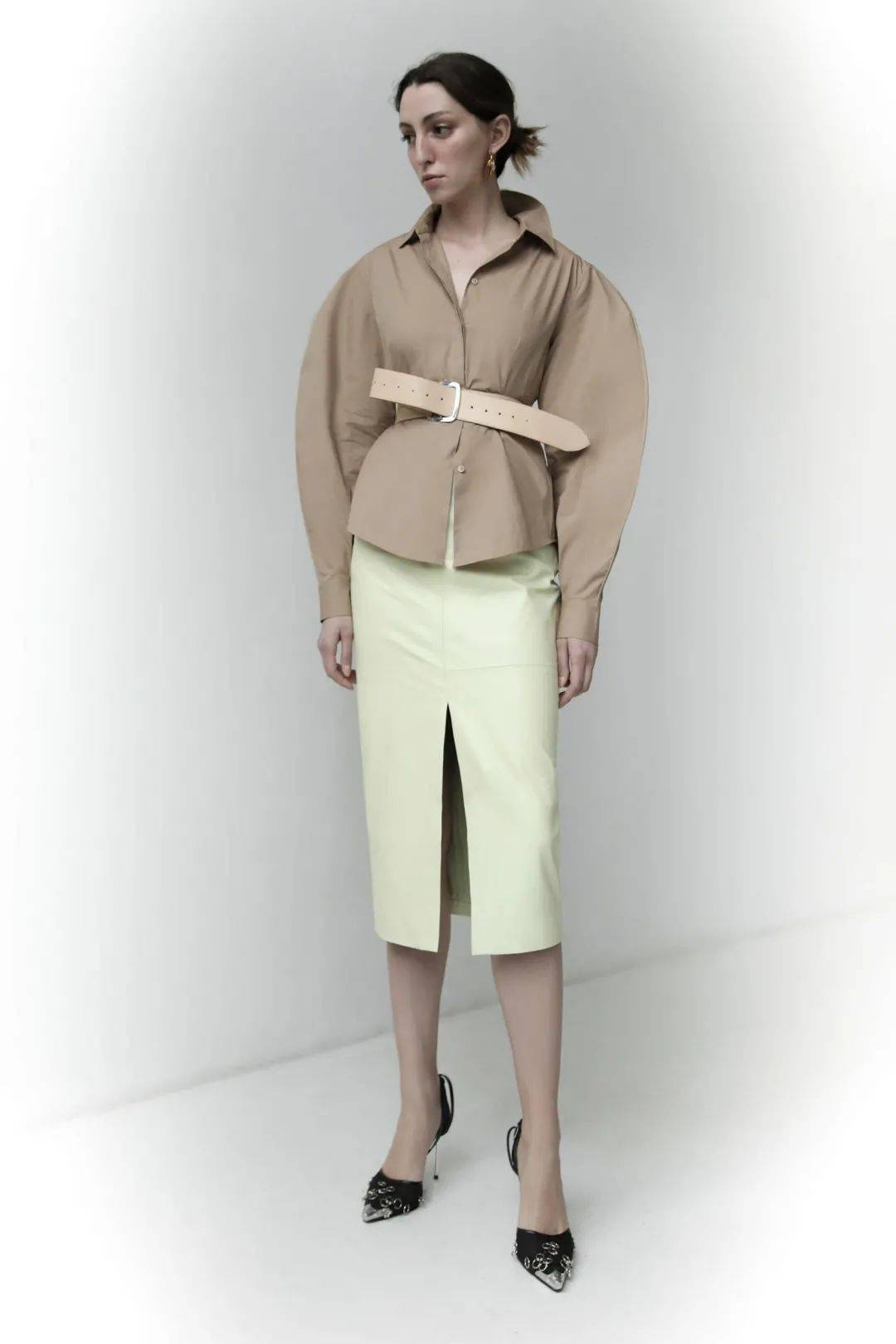 颜色 显白又高级？只服奶茶色！