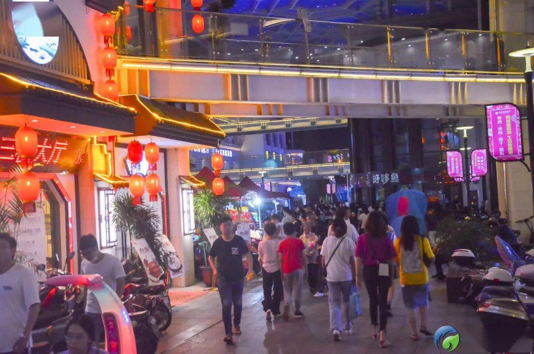 海量图曝光!海安一大波年轻男女聚集,这现场简直燃爆了.