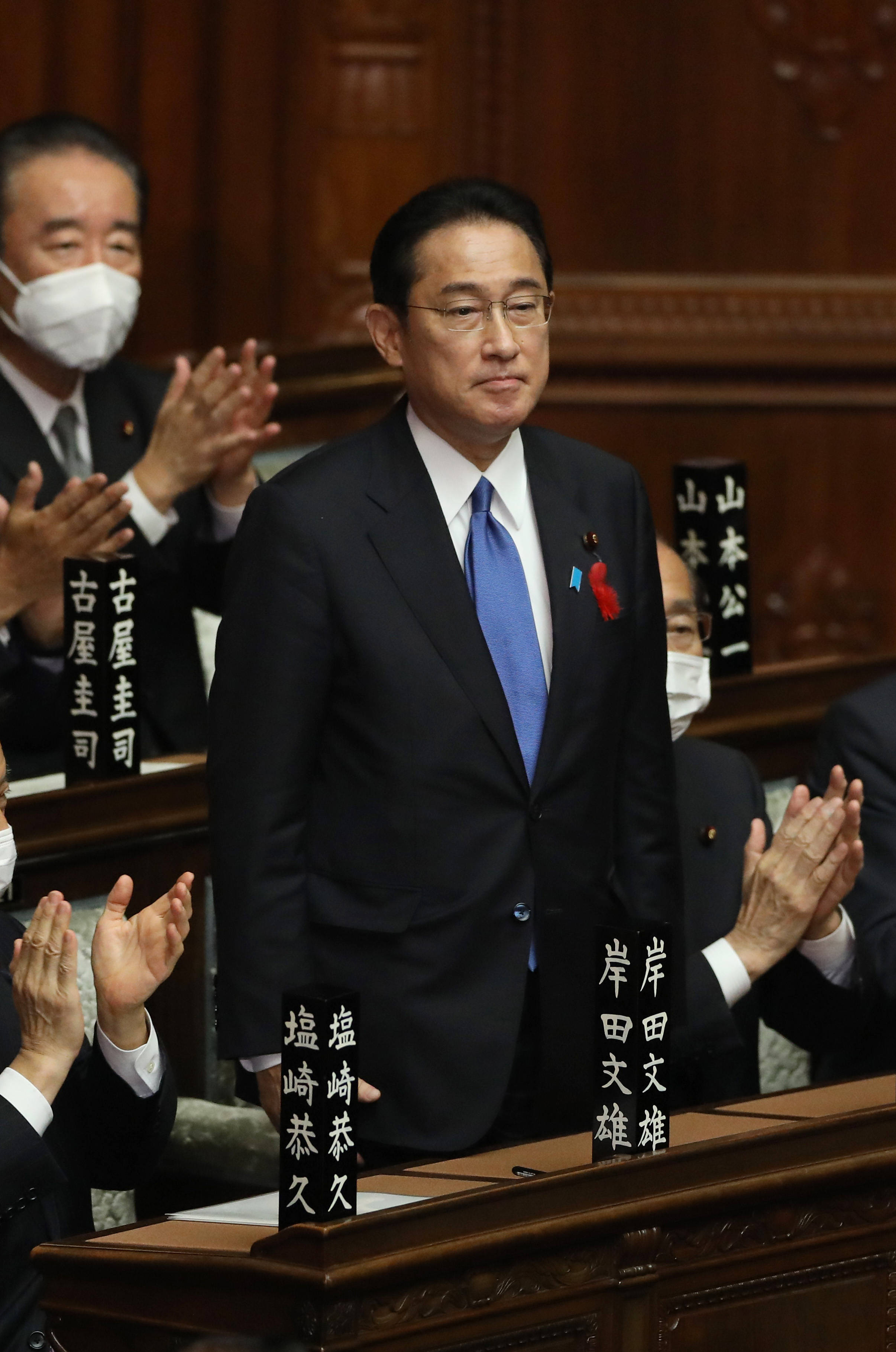 现任日本首相照片图片