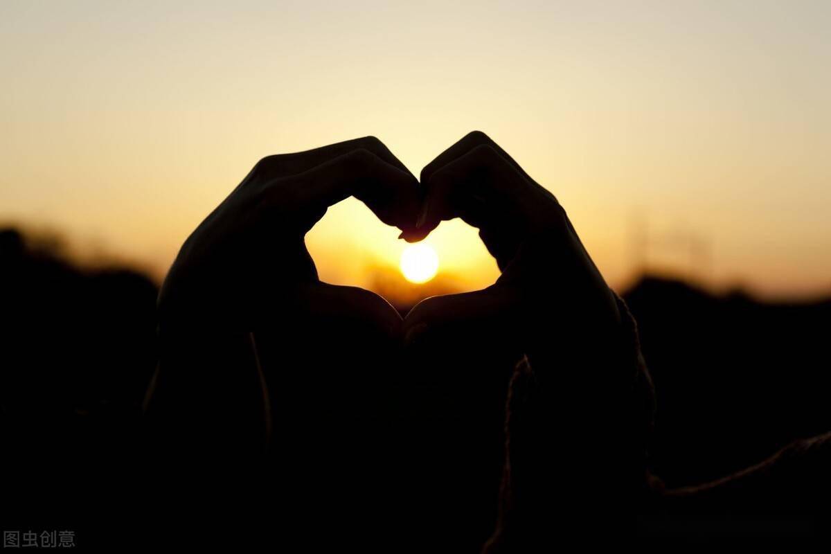 啥叫情调和浪漫 6fde1a837ae8444093e620b94139c0fe.jpeg