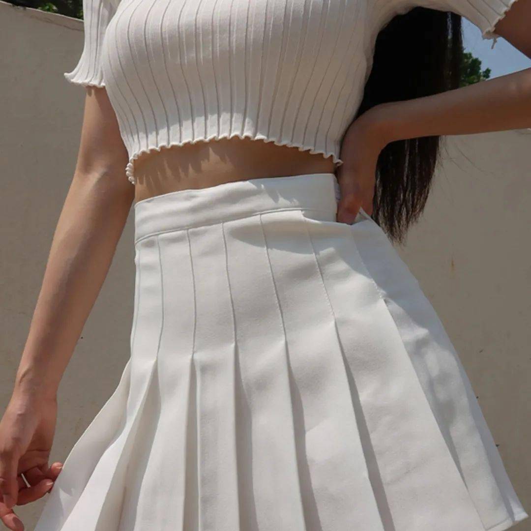 水手服 虞书欣、杨超越都在穿的水手服，究竟有多好看？