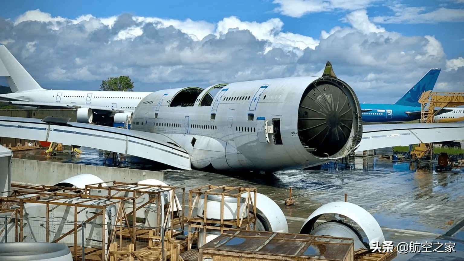 變成鑰匙扣的空客a380新加坡航空公司退役拆解2架世界最大客機