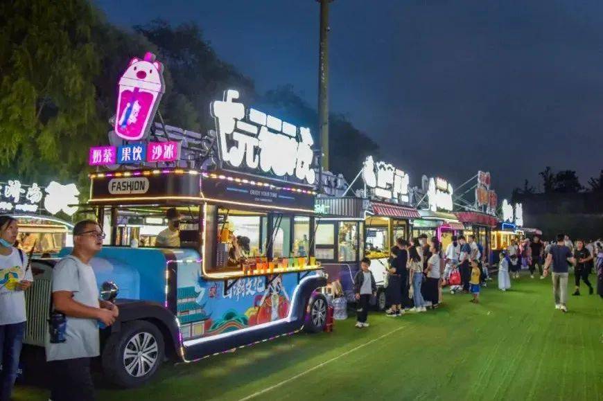 假期去哪儿藏不住了台儿庄古城网红美食街速速来打卡呀