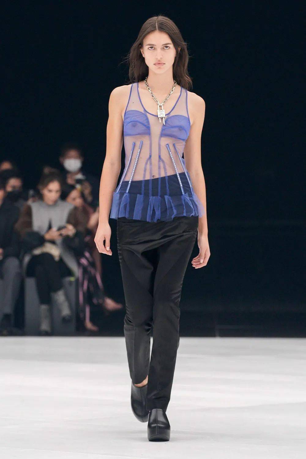 成衣 【秀场】Givenchy 2022 春季成衣时装秀