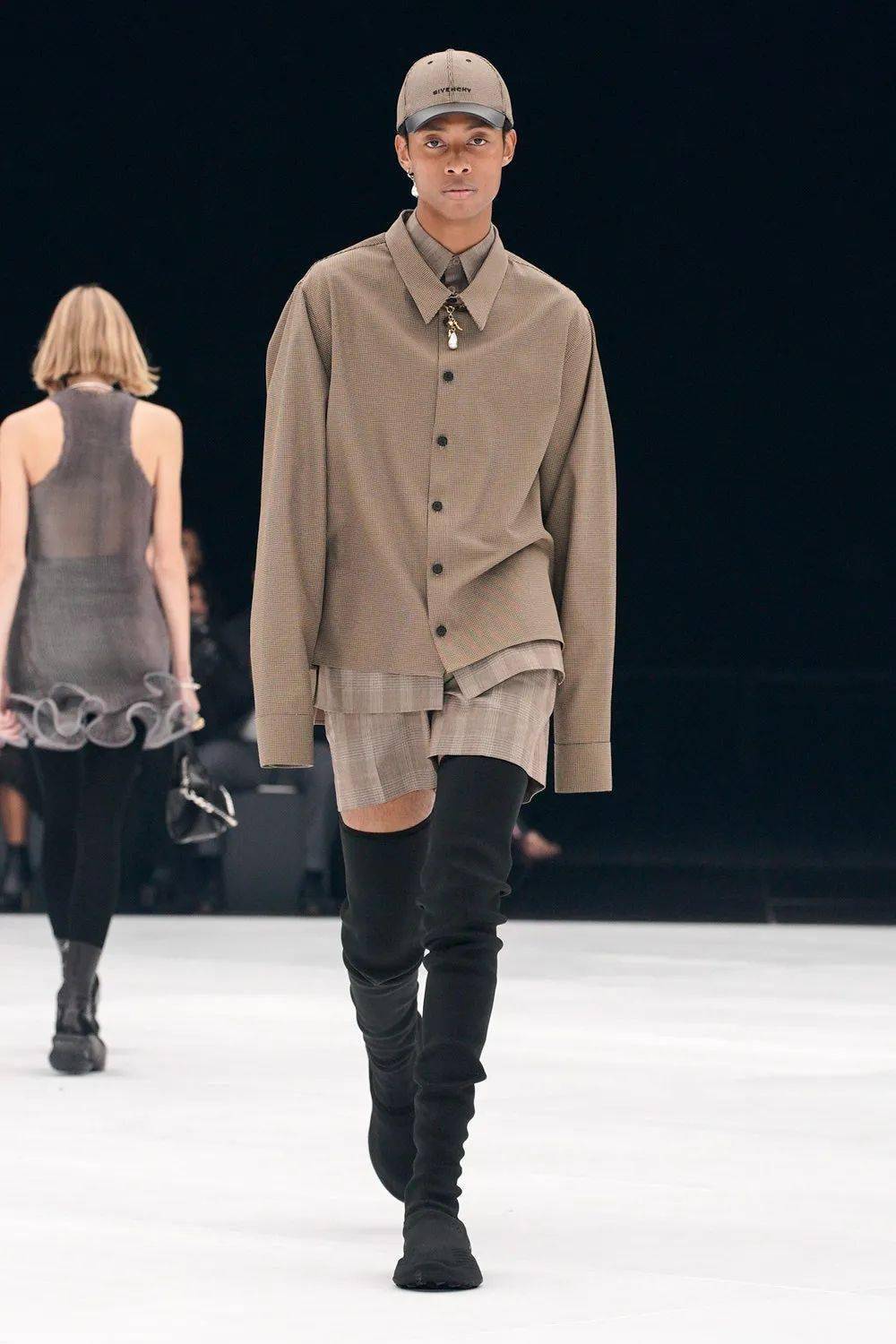 成衣 【秀场】Givenchy 2022 春季成衣时装秀