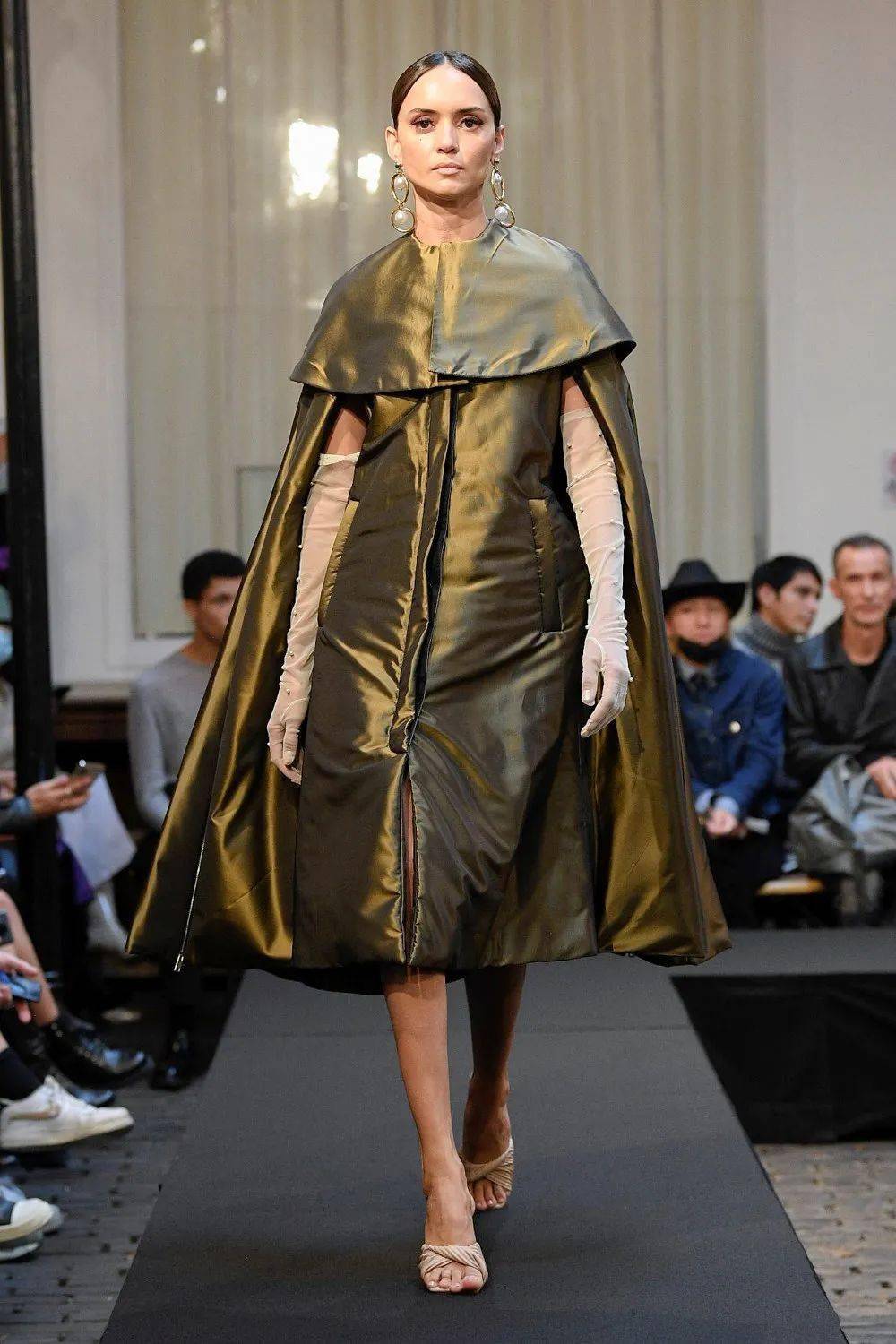 成衣 【秀场】Laruicci 2022 春季成衣时装秀