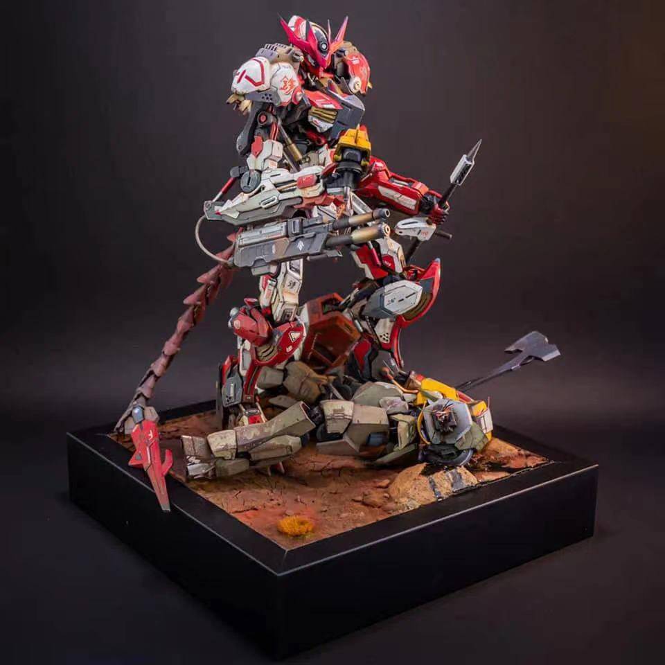 细节满满,巴巴托斯高达模型场景作品"红色狂怒"