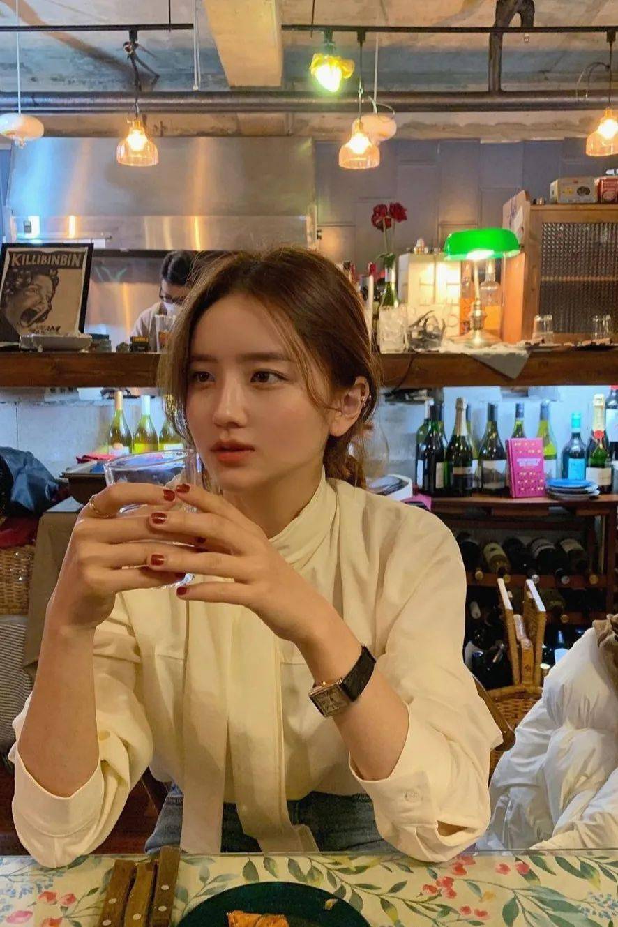 韩系 4 位宝藏 Ins 博主分享，我的穿搭都从这里取经