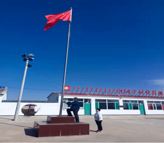 托克托县古城镇多形式开展我和我的祖国群众性主题宣传活动及我为群众