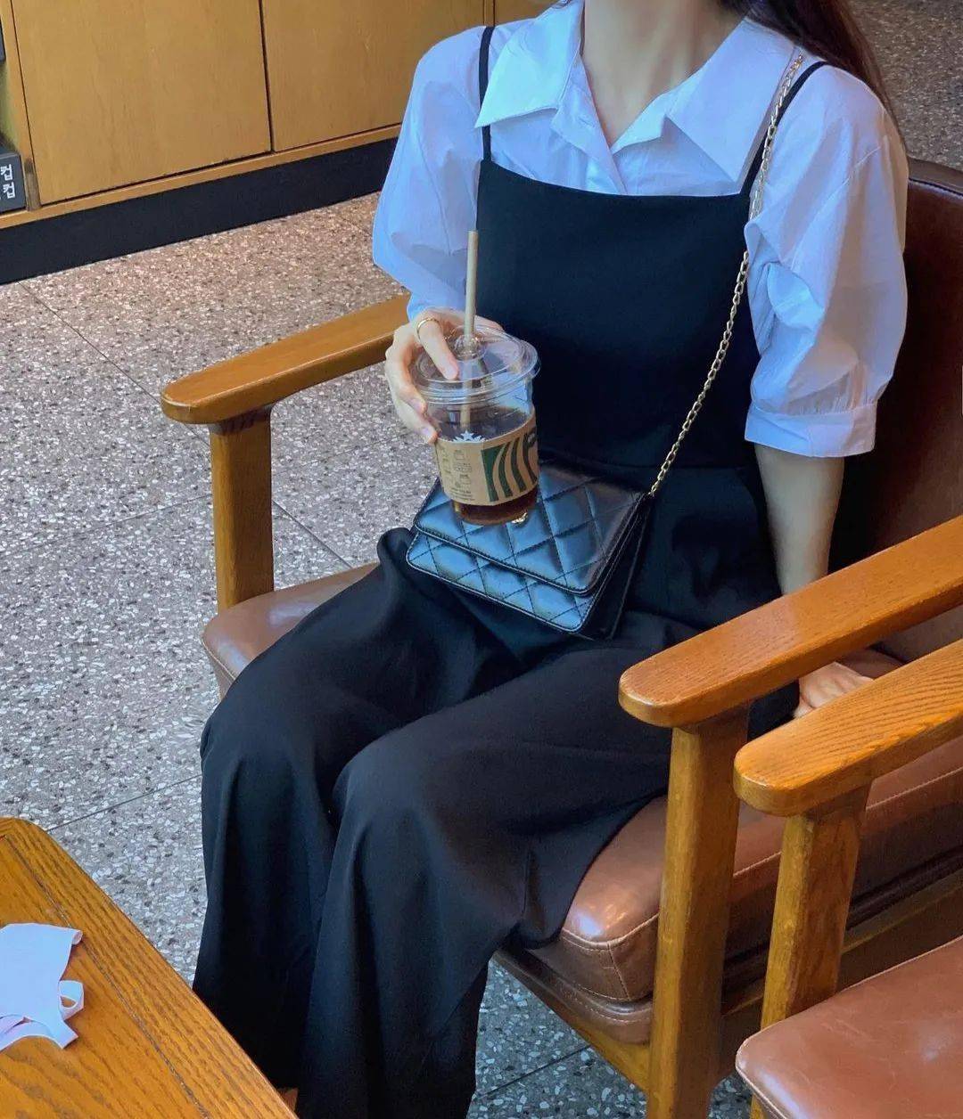 韩系 4 位宝藏 Ins 博主分享，我的穿搭都从这里取经