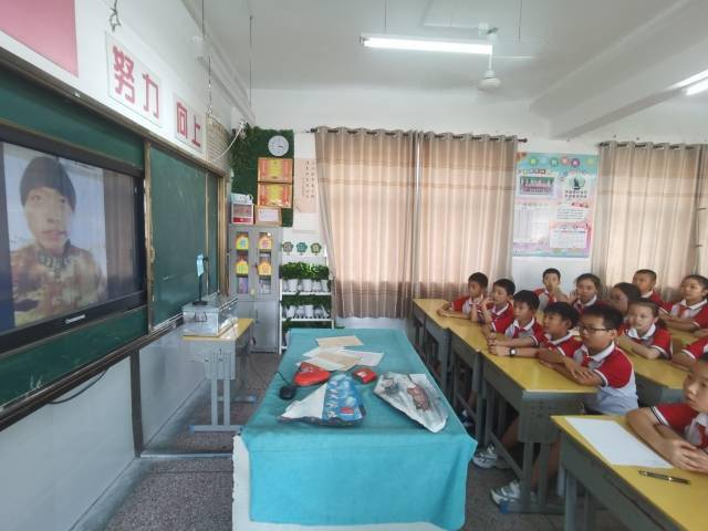 昆仑|跨越三千公里的“铁皮箱”