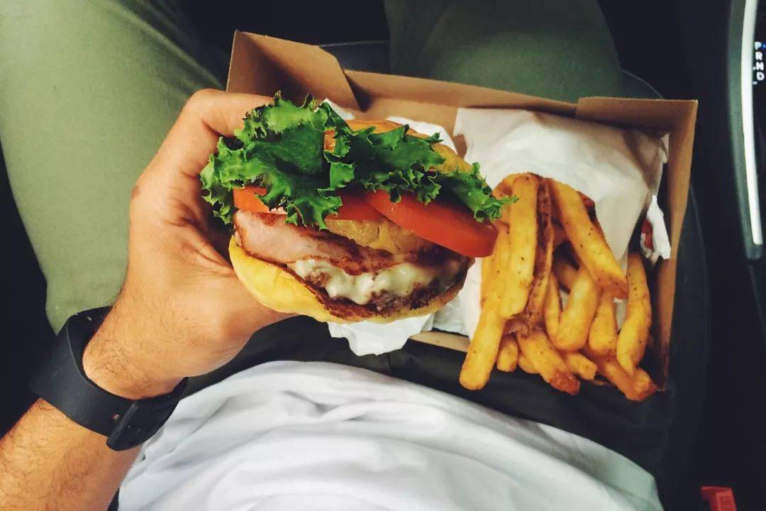 英国麦当劳刚刚承诺要成为纯素快餐的引领者到2040年实现零碳排