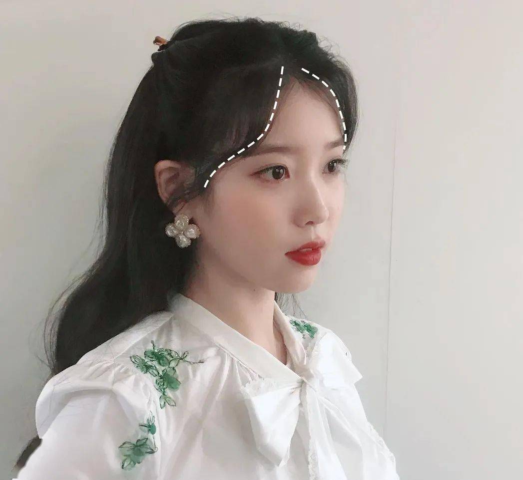人间Lisa这是整了吗?人间芭比感怎么突然消失了??