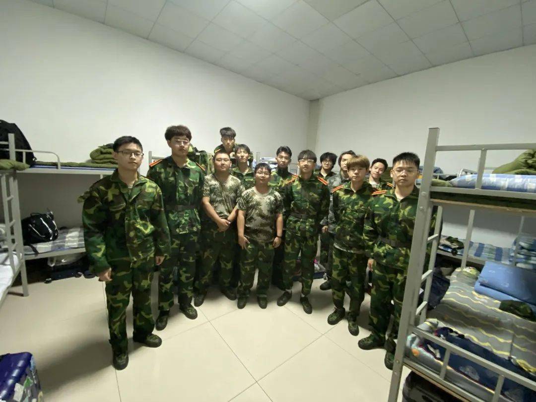军训我来了