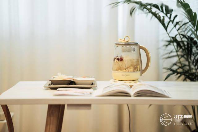 厨艺厨艺小白也能做出软糯银耳羹？一键温泡智能控温，美味营养双重兼顾