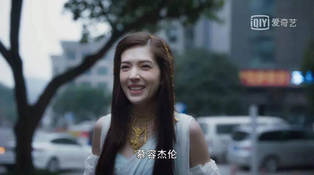 我梦见了去世的姑姑对我笑，梦境中的温暖与心灵深处的慰藉