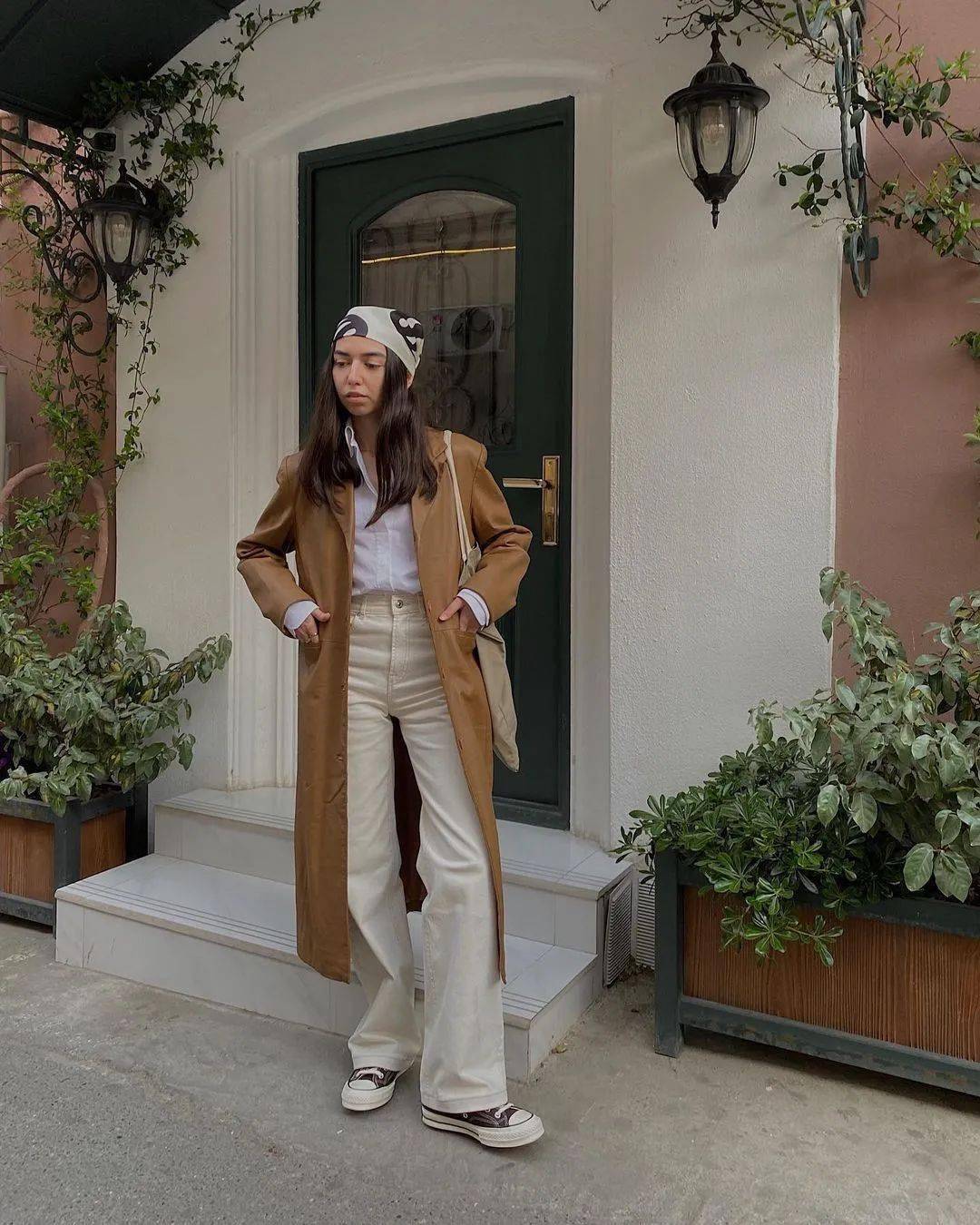 风衣 如何实现一衣多穿？你只需要件衬衫~