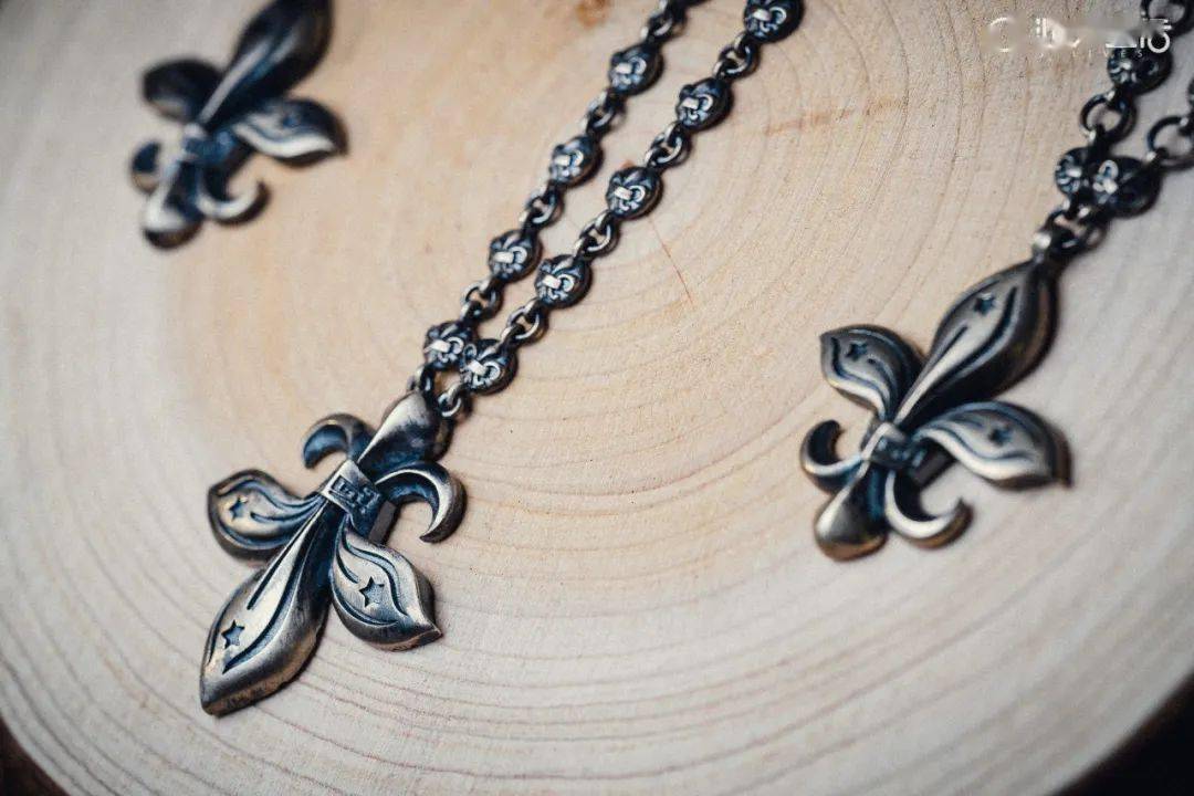 国内du家"暗黑"银饰空降汕头,满屏哥特风,酷炸了!_饰品