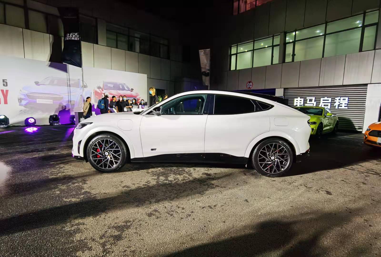 3.65s破百/售价36.99万元 福特mustang mach-e gt正式上市